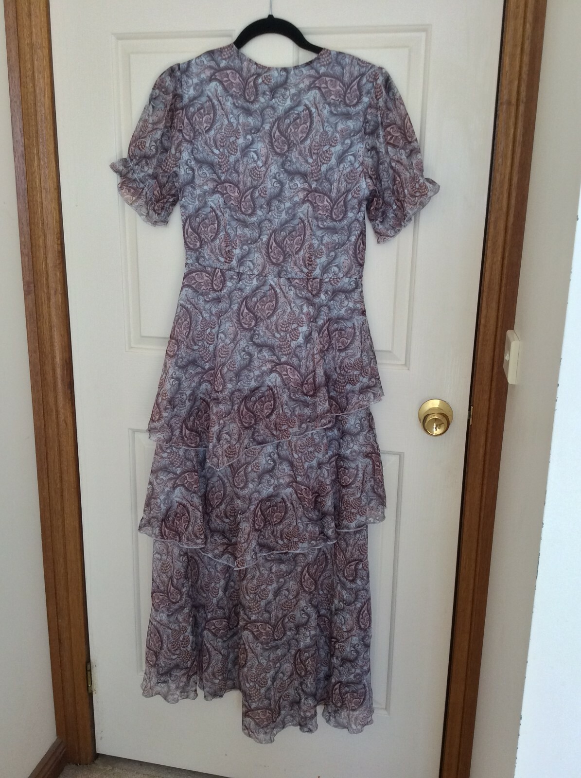 WHYTE VALENTYNE WOMEN FLORAL LAYERED PARTY WEDDING COCKTAIL DRESS SIZES 8 & 12