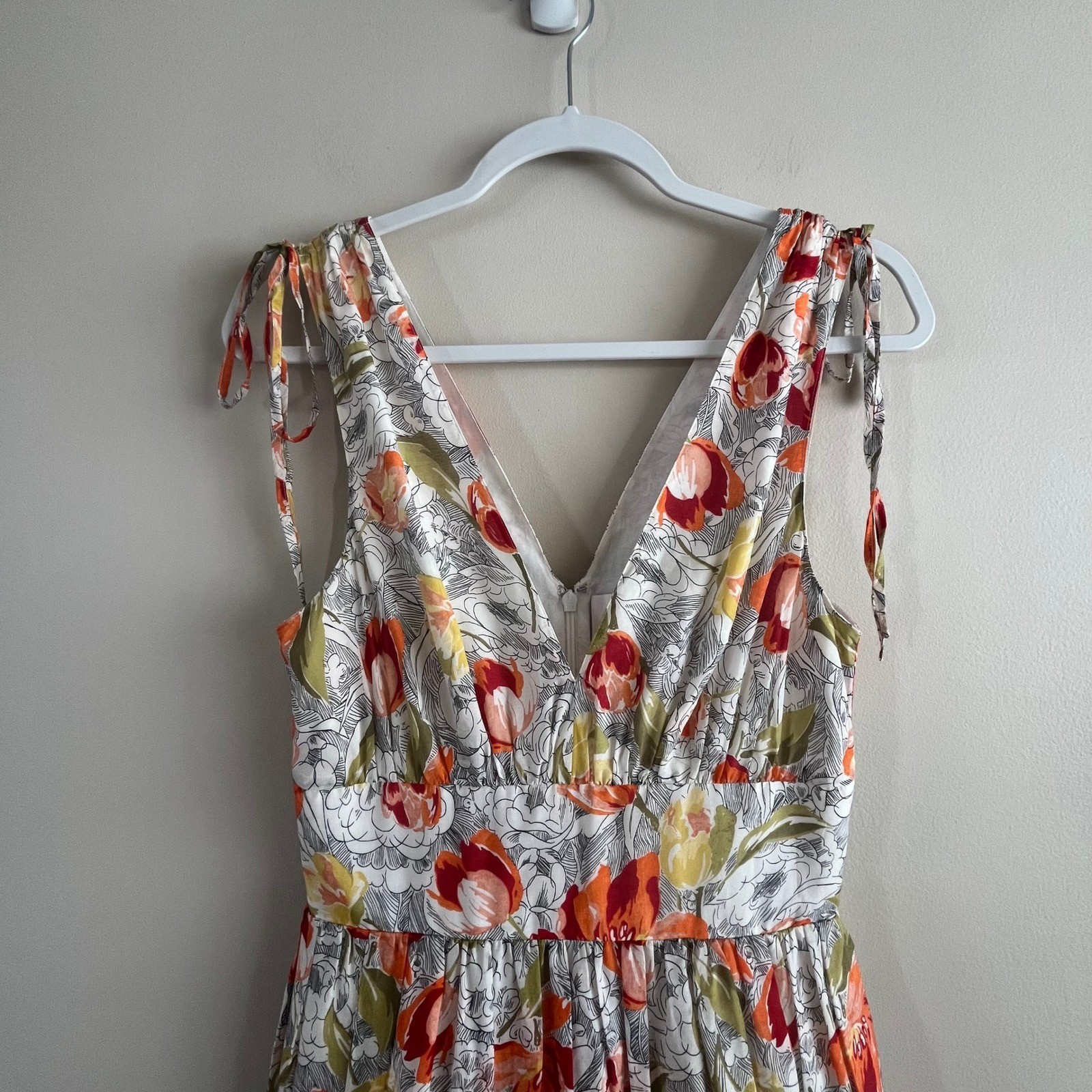 Cinq à Sept floral tiered midi dress 4 cotton silk smocked waist shoulder tie