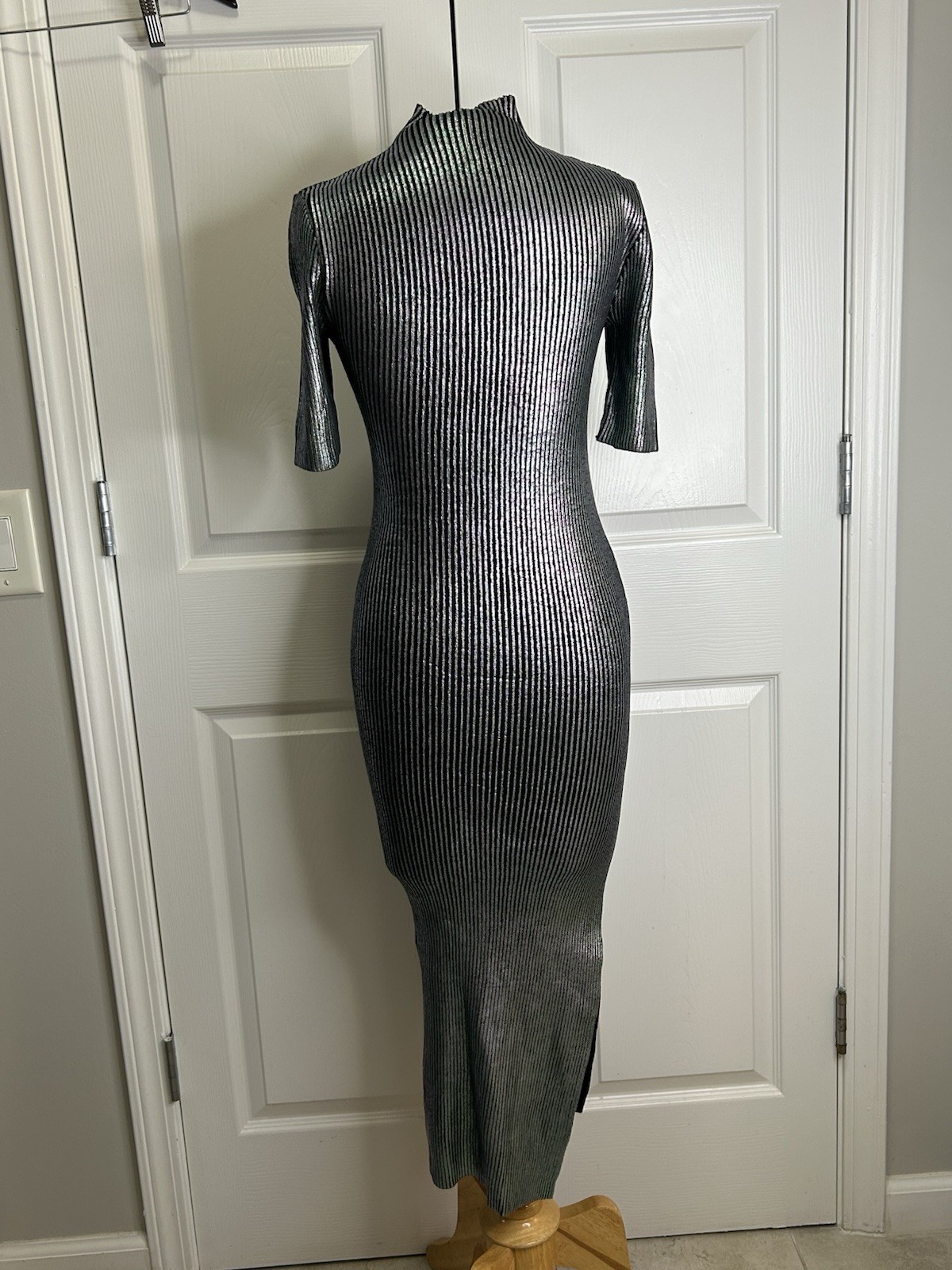 ASOS Silver Metallic Ribbed Knit Bodycon Midi Dress Mock Neck Short Sleeve XS/S