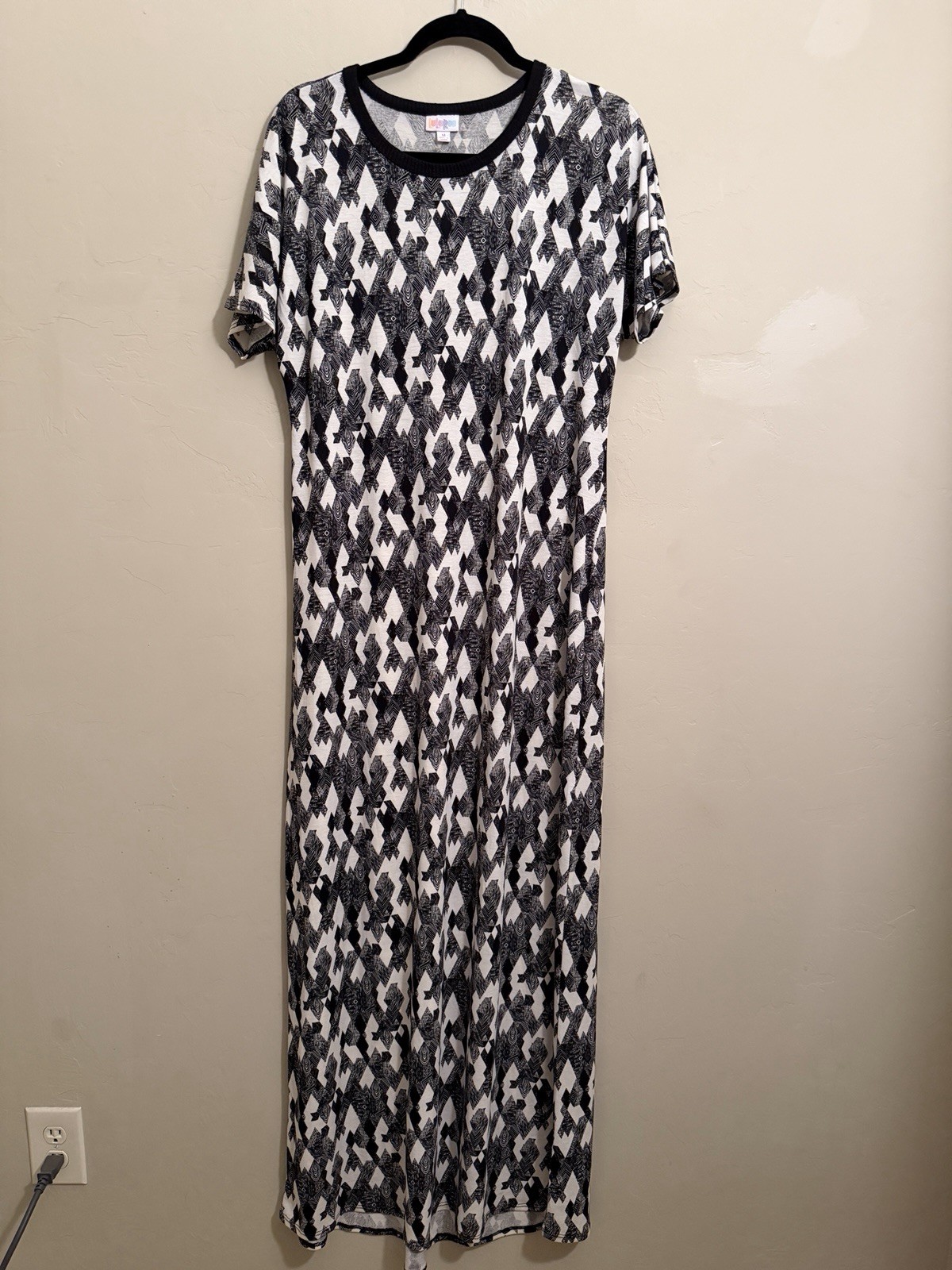 LuLaRoe Maria Maxi Dress Women’s Medium Black White Geometric Stretch