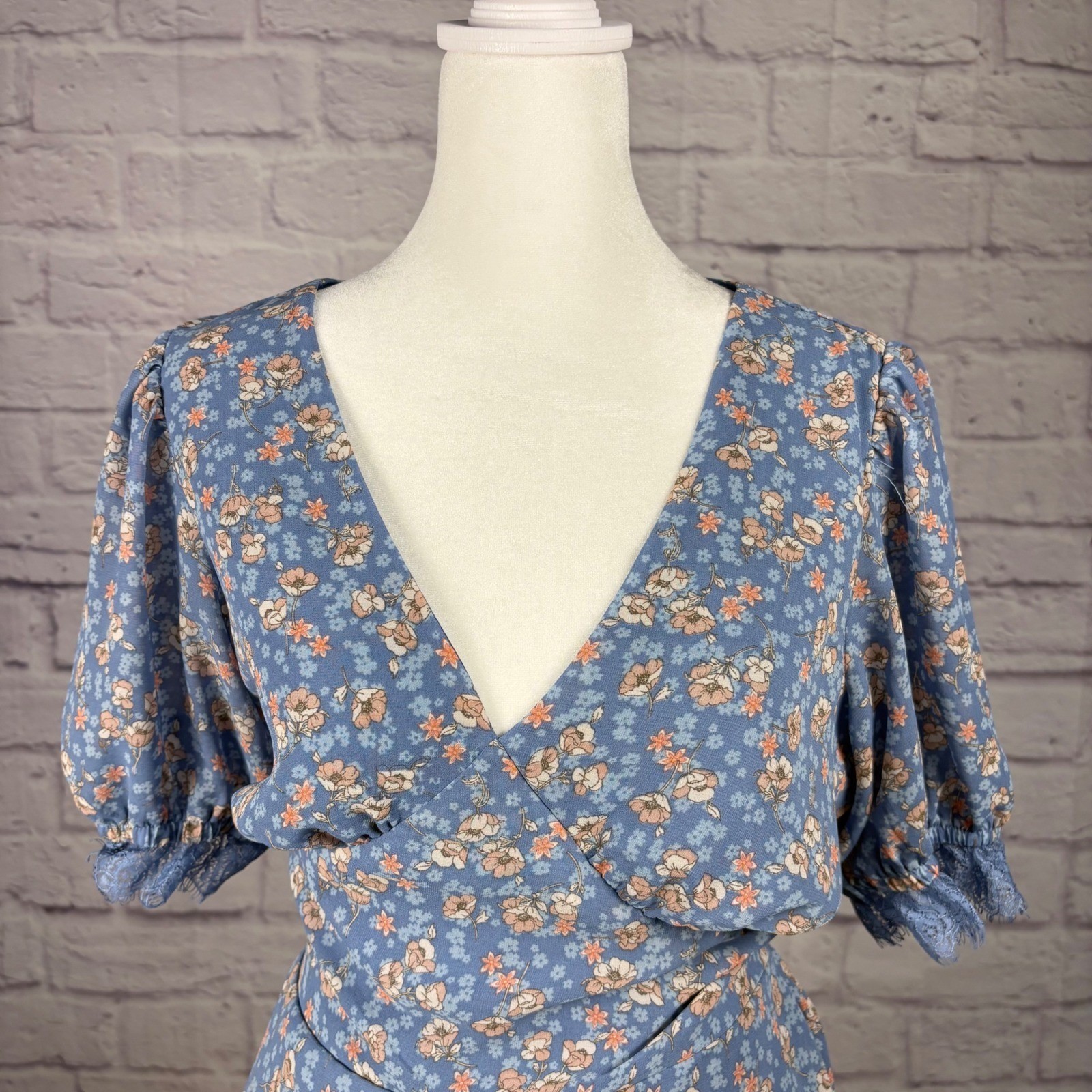 Mimi Chica Blue Large Mini Dress Cottagecore Floral Lace Trim Puff Sleeve