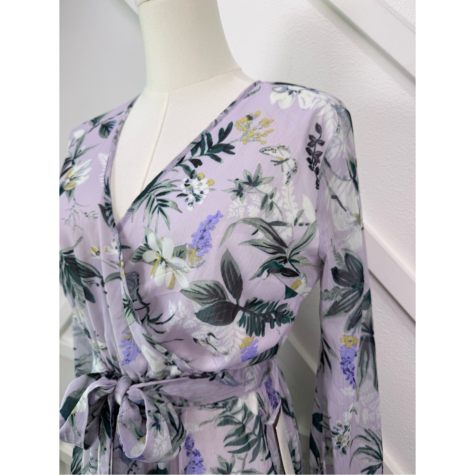 NWT Ivy City Co Lavender Fields Faux Wrap Maxi Dress Size Small Purple Floral