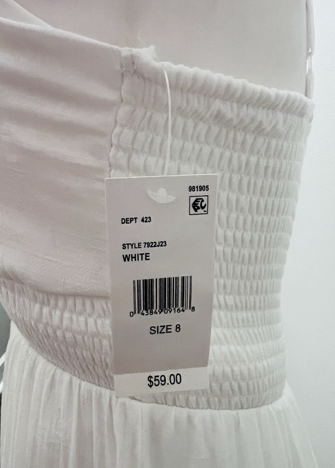 Amy Byer Sz 8 White Lightweight Lined Flowy Dress Adjustable Spaghetti Straps