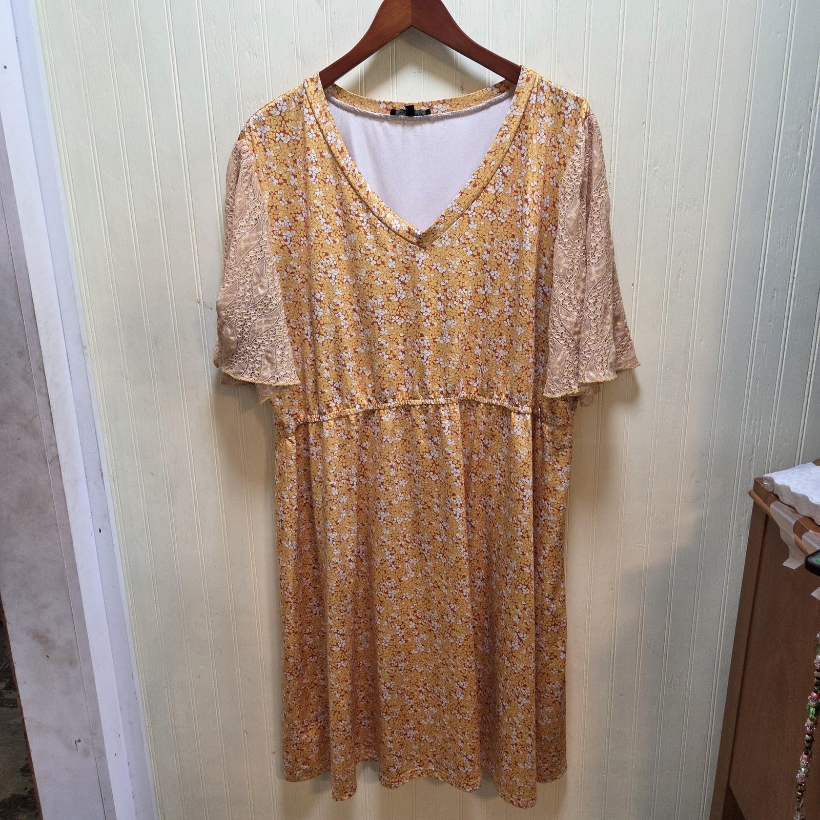 KOJOOIN Dress Womens 3XL Yellow Floral Half Sleeve V Neck Lace Swing Knee Length