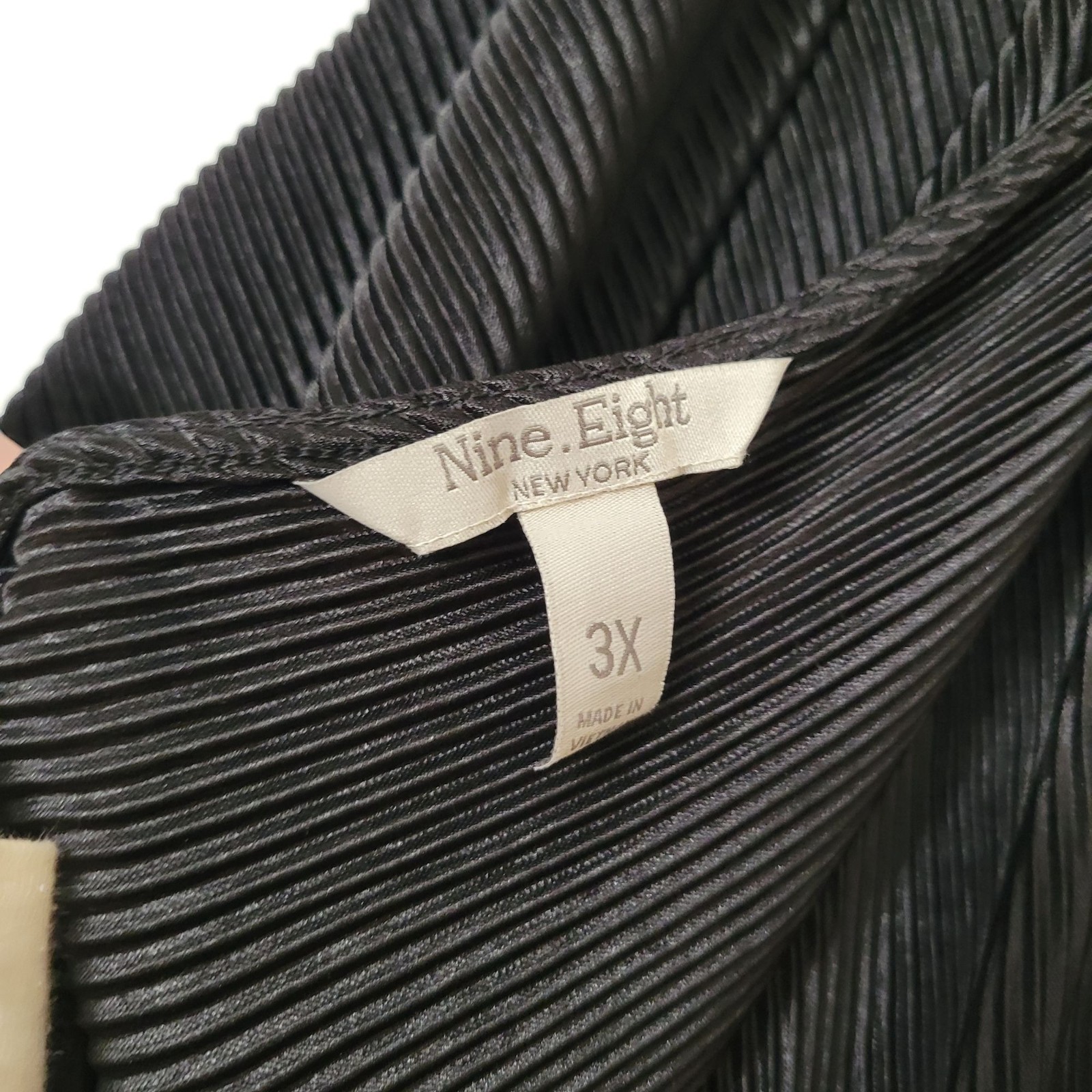 Nine.Eight New York Black Pleated Maxi Dress 3X V-Neck With Tie Closure Womens