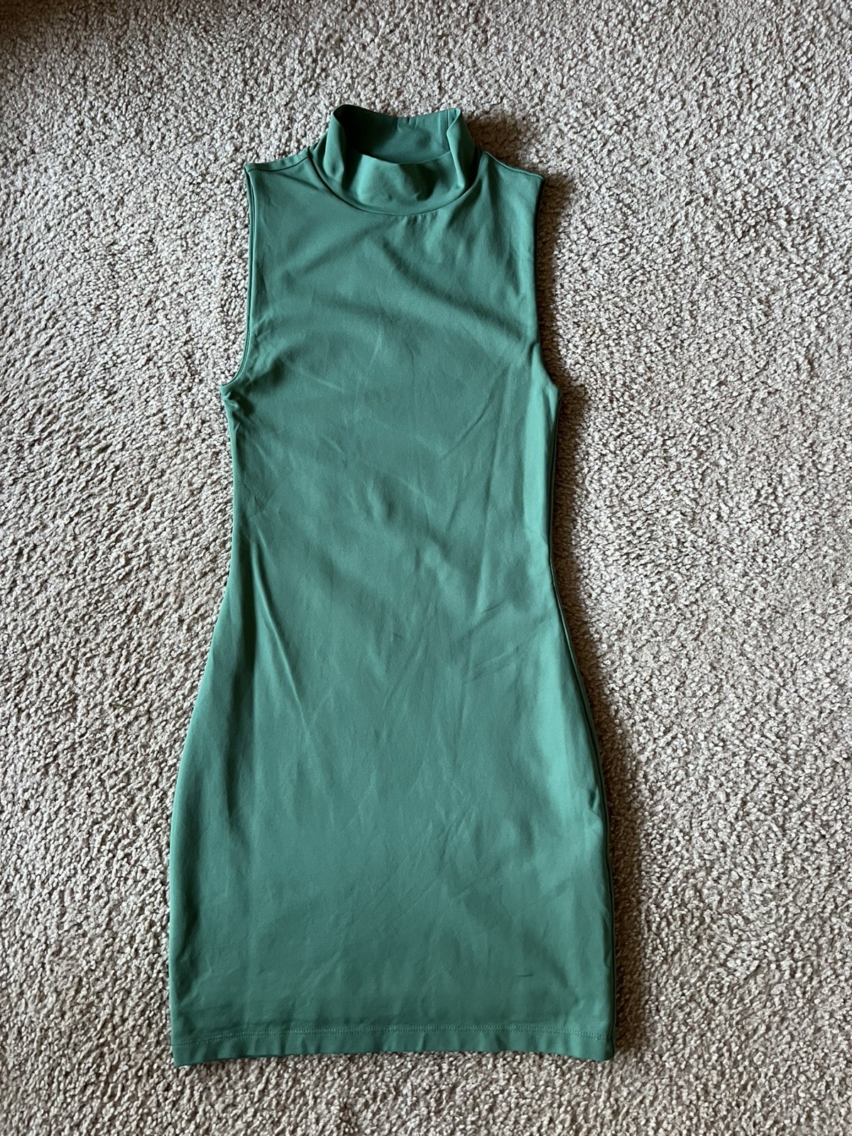 Aritzia Babaton Mock-Neck Sleeveless Mini Green Dress Bodycon Sz 2XS