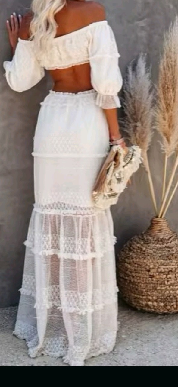 Skyler Rose Dress Size M Ivory Lace