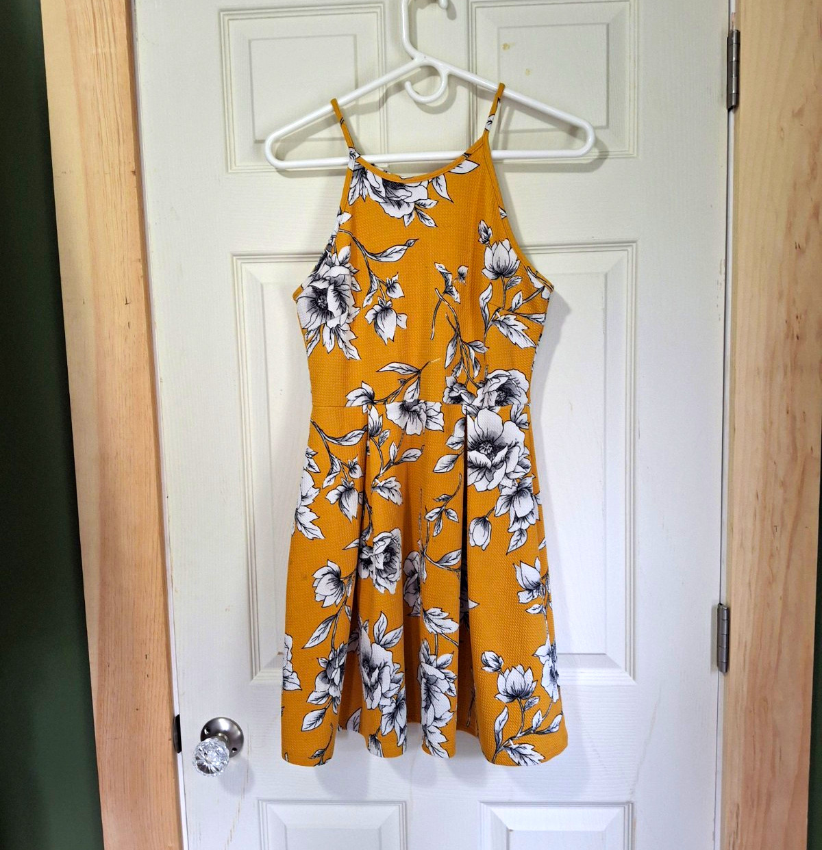 Soprano Women’s Floral Sundress M Yellow/White/Black Square Neck Strappy