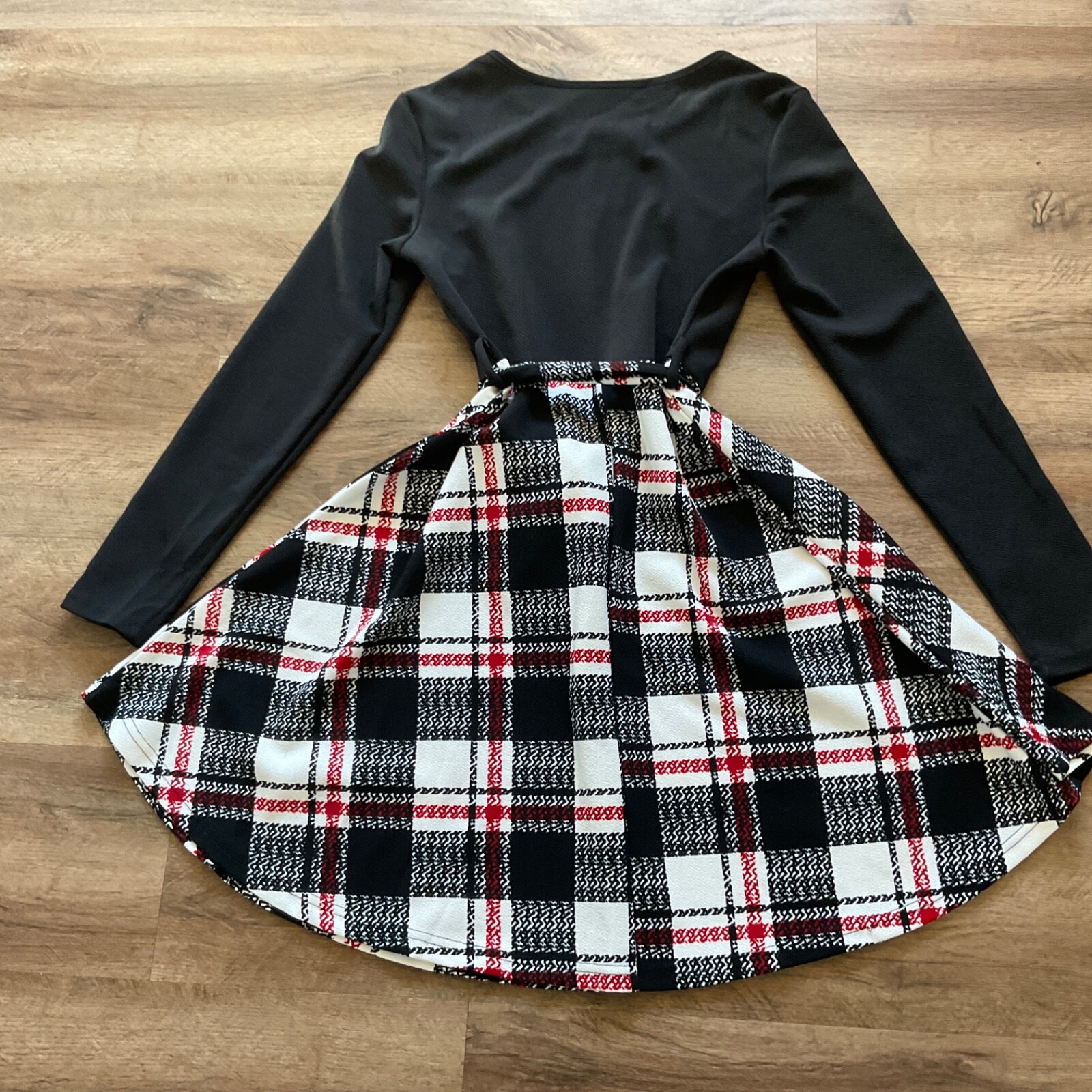 Plaid Dress Size M Long Sleeve Red Black White With Sash Tie Holiday Christmas