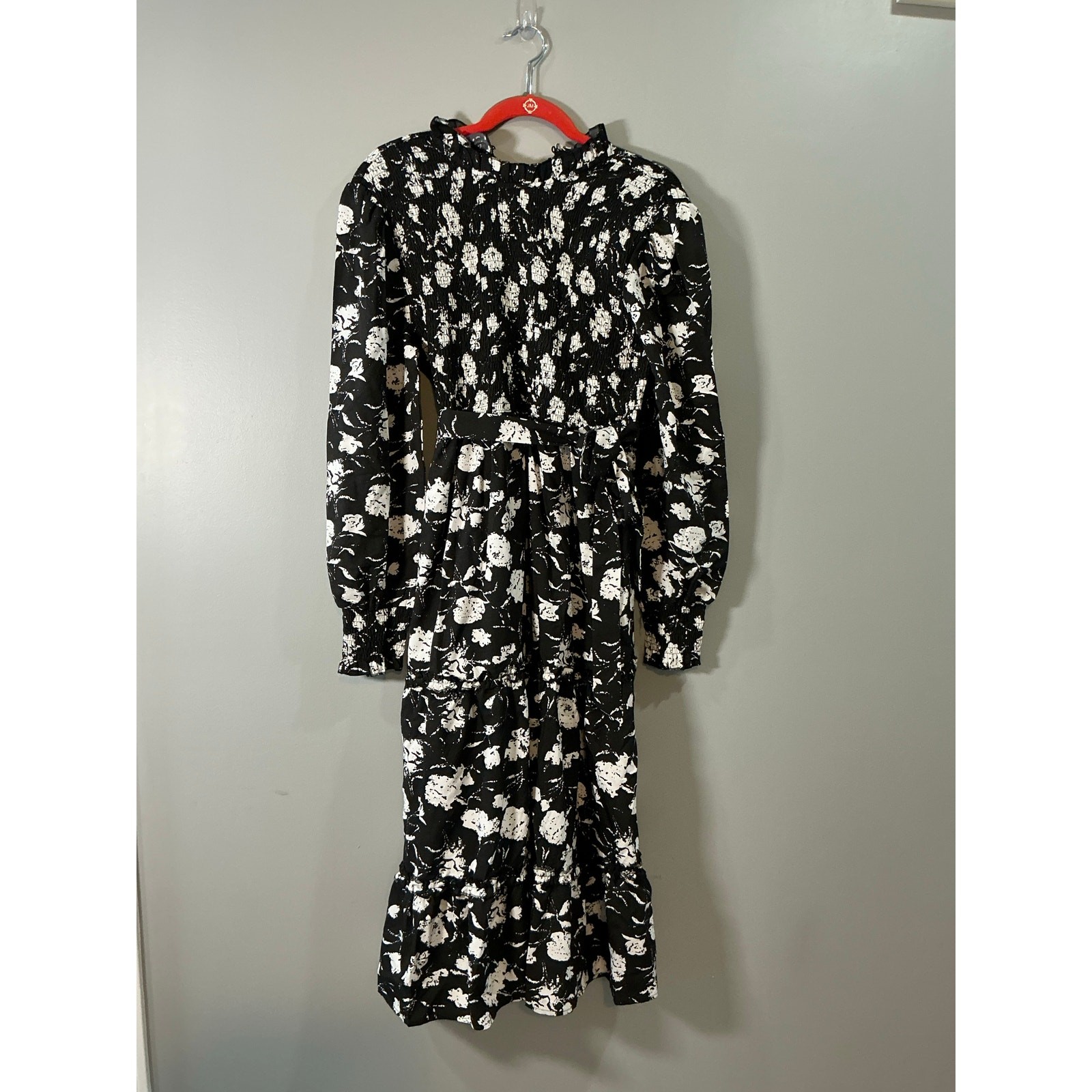 NWT- Kojooin Black + White Floral long Sleeve Dress, Ruffle Hem, Midi- Large