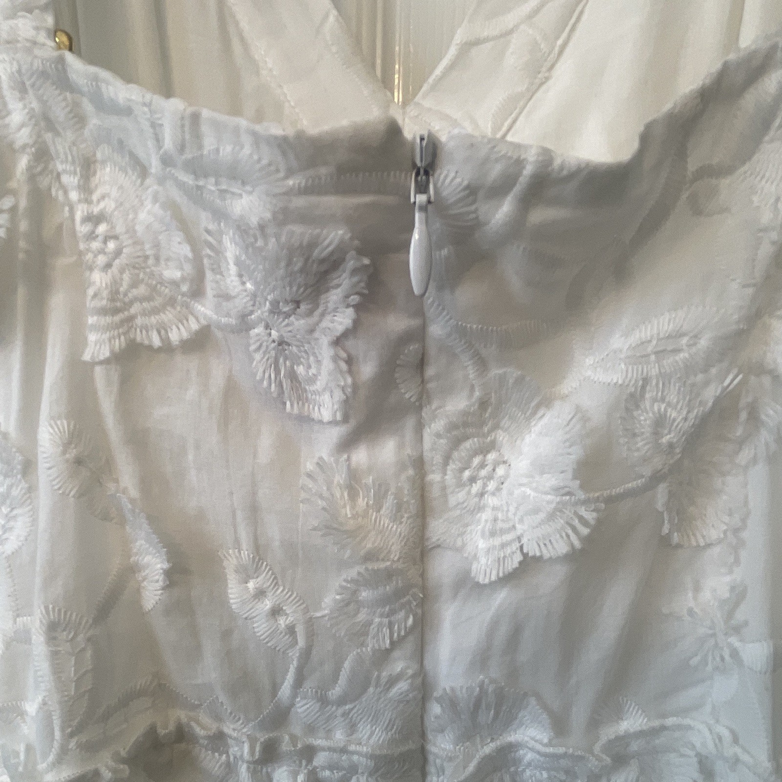 Figue White Floral Jacquard Hi-Low Ruffle V-Neck Sleeveless Dress Size 8