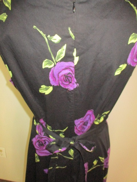 Owin FAB! Vintage 1950’s Floral Spring Garden Rockabilly Swing Dress on Black XL