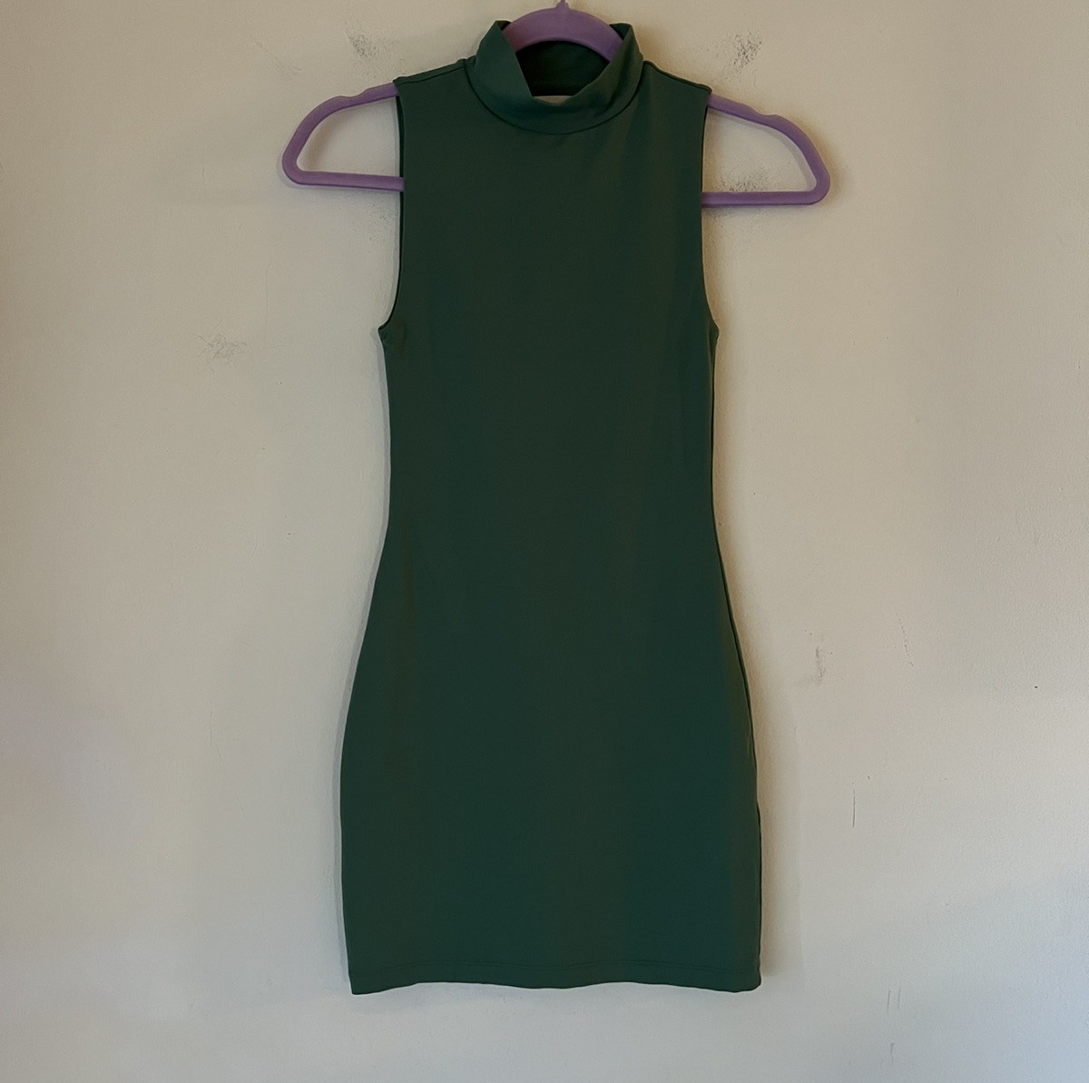 Aritzia Babaton Mock-Neck Sleeveless Mini Green Dress Bodycon Sz 2XS