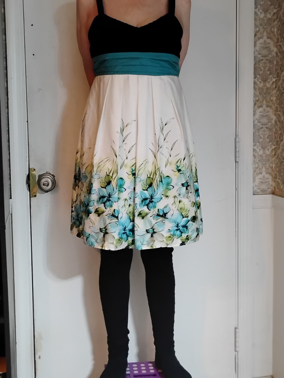 Ladies Cocktail Dress By Iz Buyer