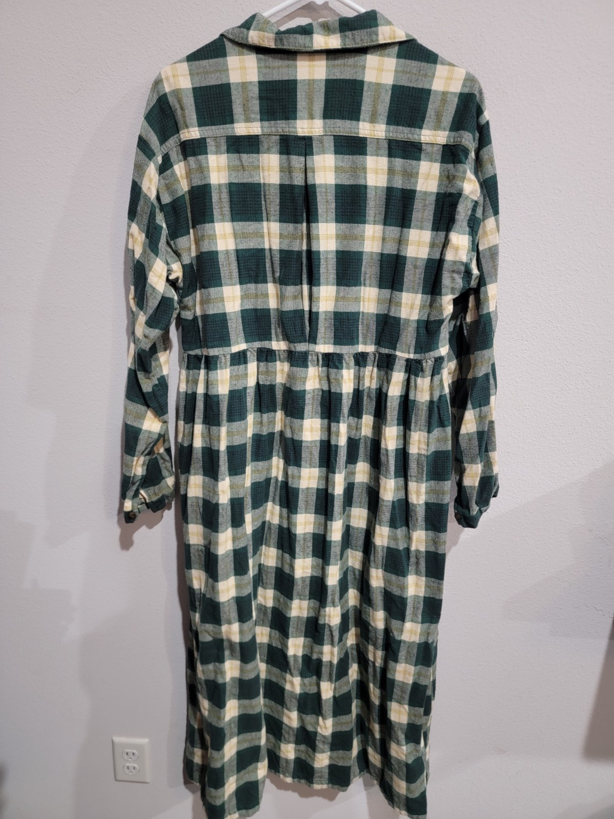 Hazel Creek Maxi Dress green plaid Soft flannel long sleeves Vintage Sz. L