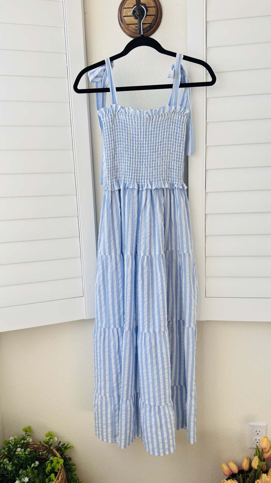 Unbranded Blue and White Striped Smocked Maxi – Size S/4-6