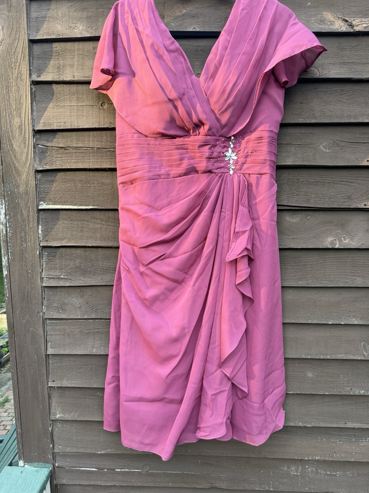 Dress Desert Rose Chiffon V-Neck Cap Sleeve Pleated Beaded Lined Dress Size 12