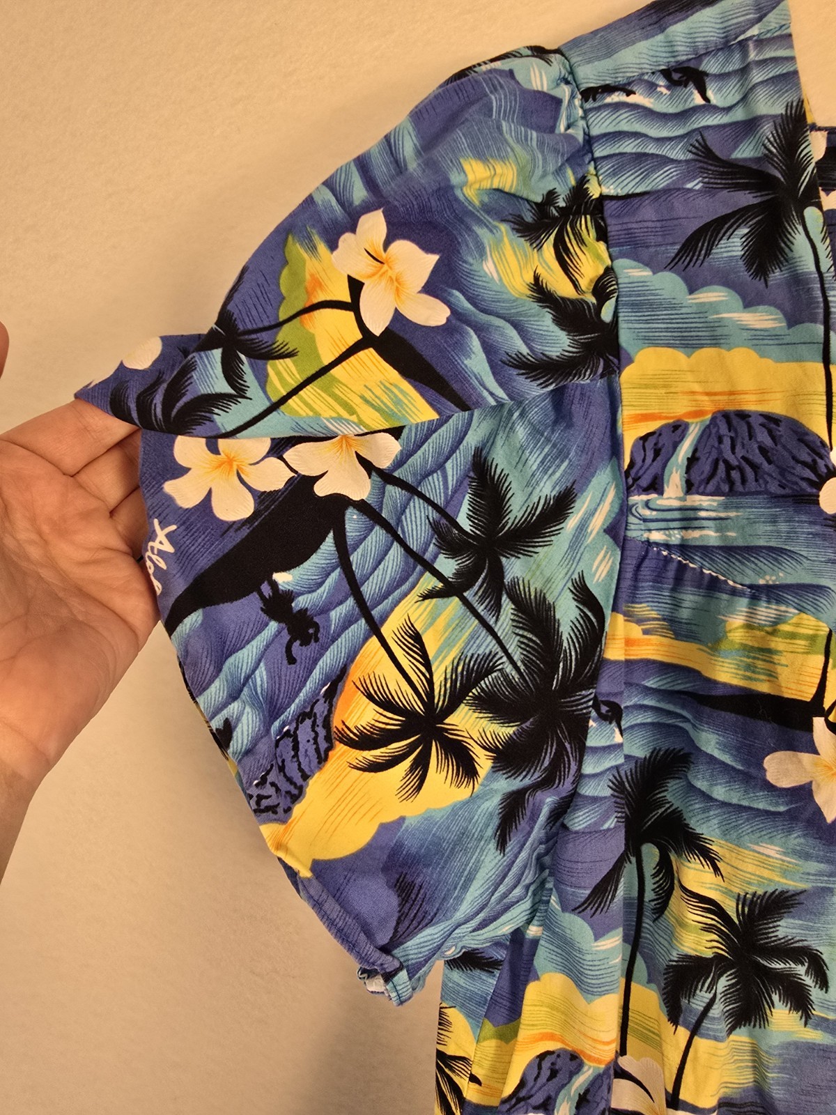 Winnie Fashion VTG Hawaiian Cotton Blue Tropical S Sleeve MUMU Dress. Ladies XL.
