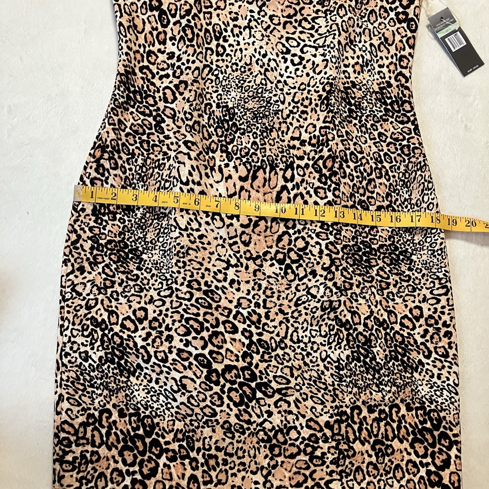 Sharagano Dress Womens Size Animal Print Sleeveless Crepe Mock Neck Sheath