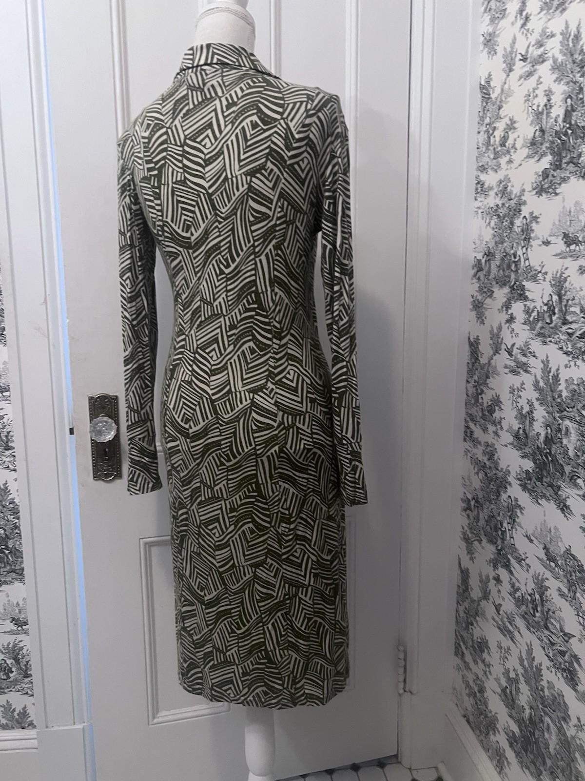 Adrienne Vittadini Women’s Green White Print Dress Size Medium