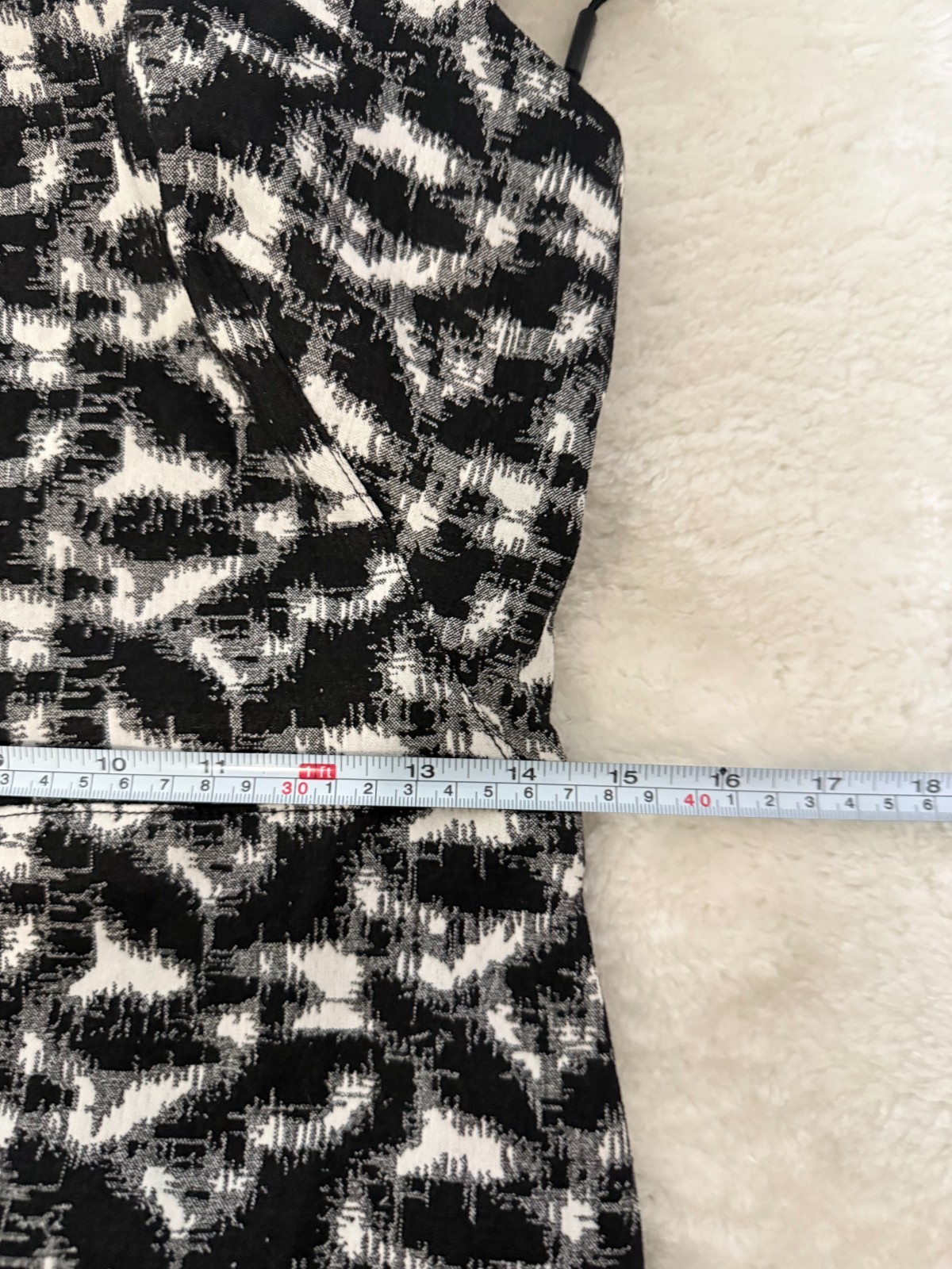 Calvin Klein Women’s Pencil Dress Size 6 Black White Geometric Office Business
