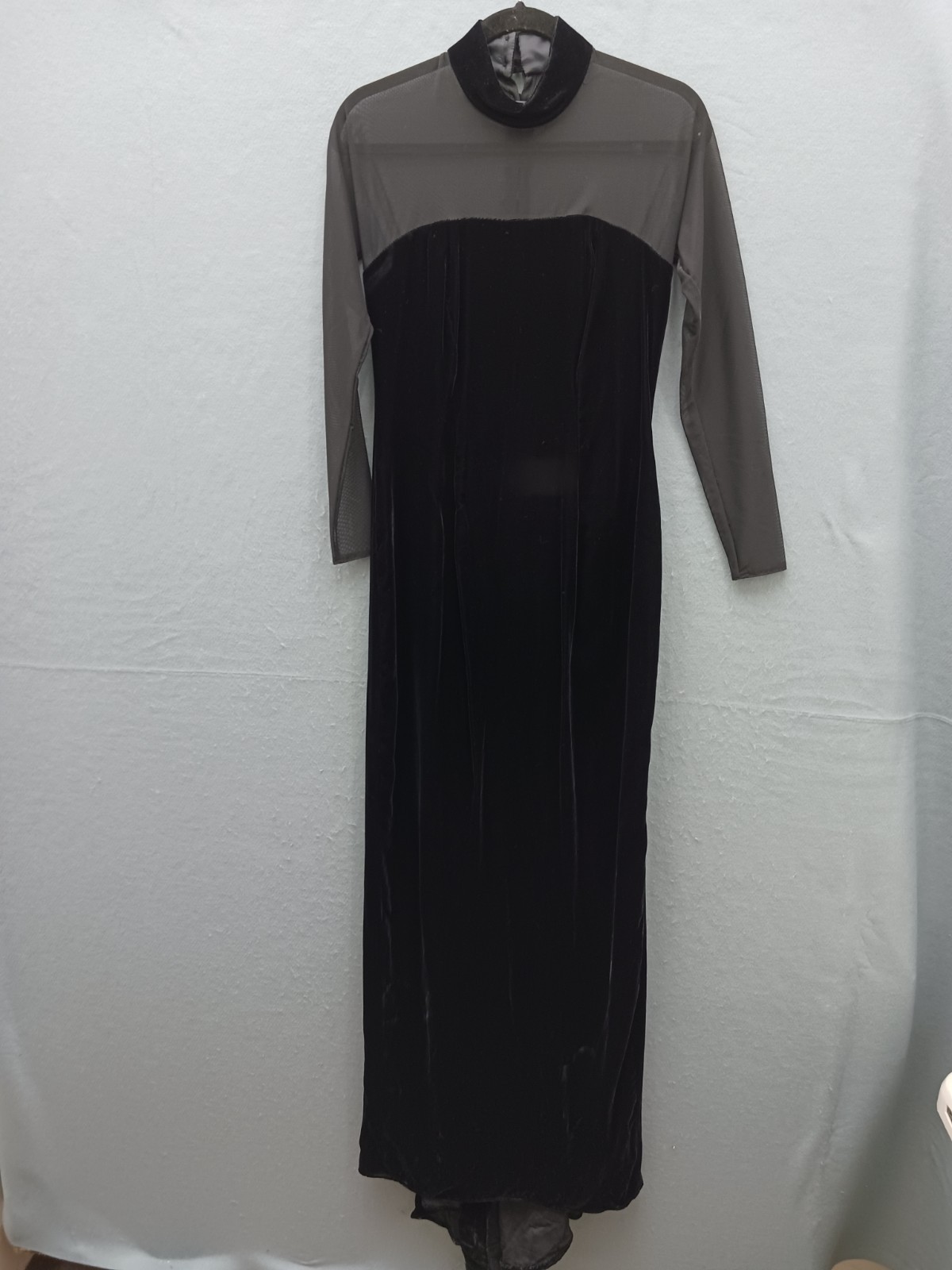 Unknown Women’s Sheath Maxi Dress 8 Black Gray Velvet Long Sleeve Formal Casual
