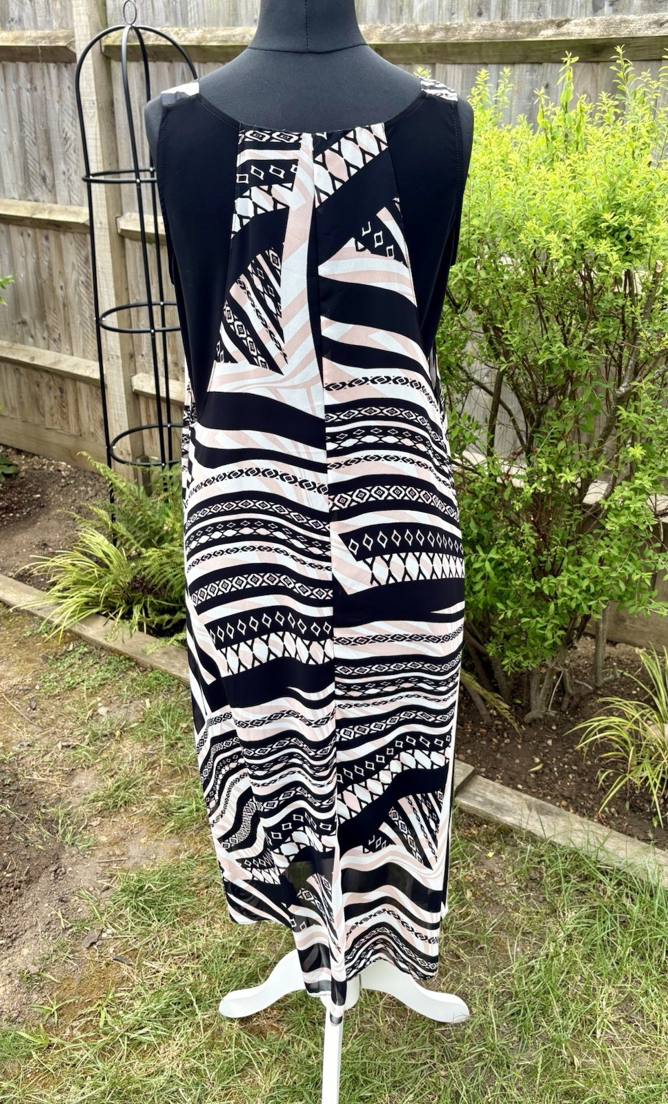 Joseph Ribkoff Nude Pink & Black Tribal Print Chiffon Midi Dress – UK 14