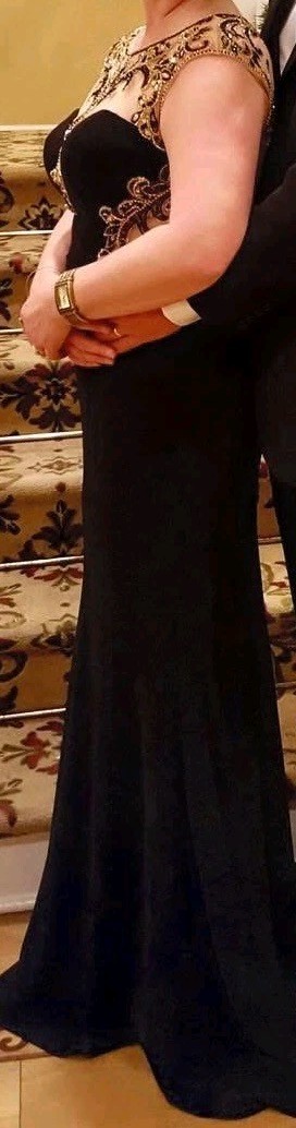 Women’s Formal Gown Size 10 Black/Gold Beaded Sleeveless Crew Neck Long