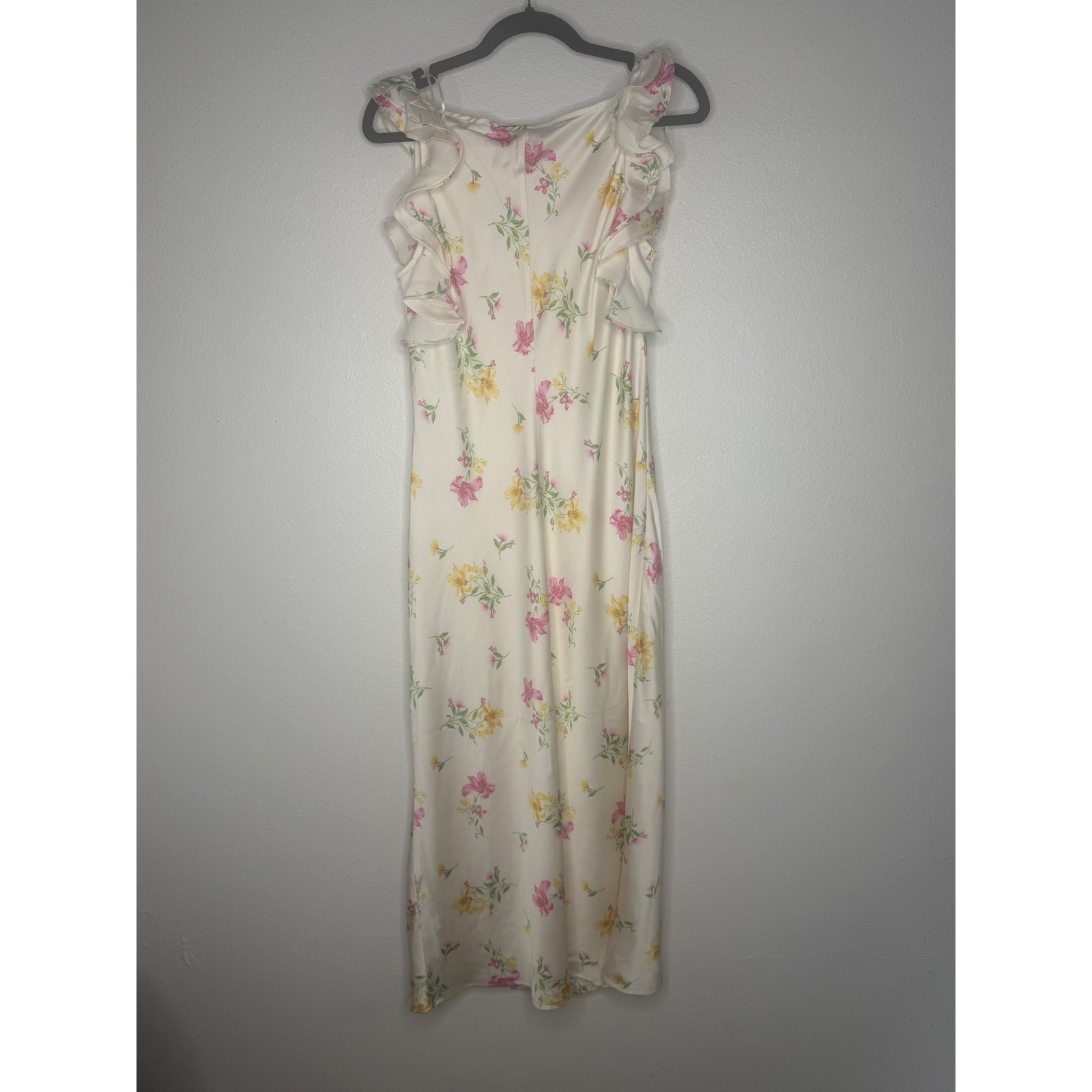 A New Day Cream Floral Ruffle Shoulder Midi Dress NWT Small
