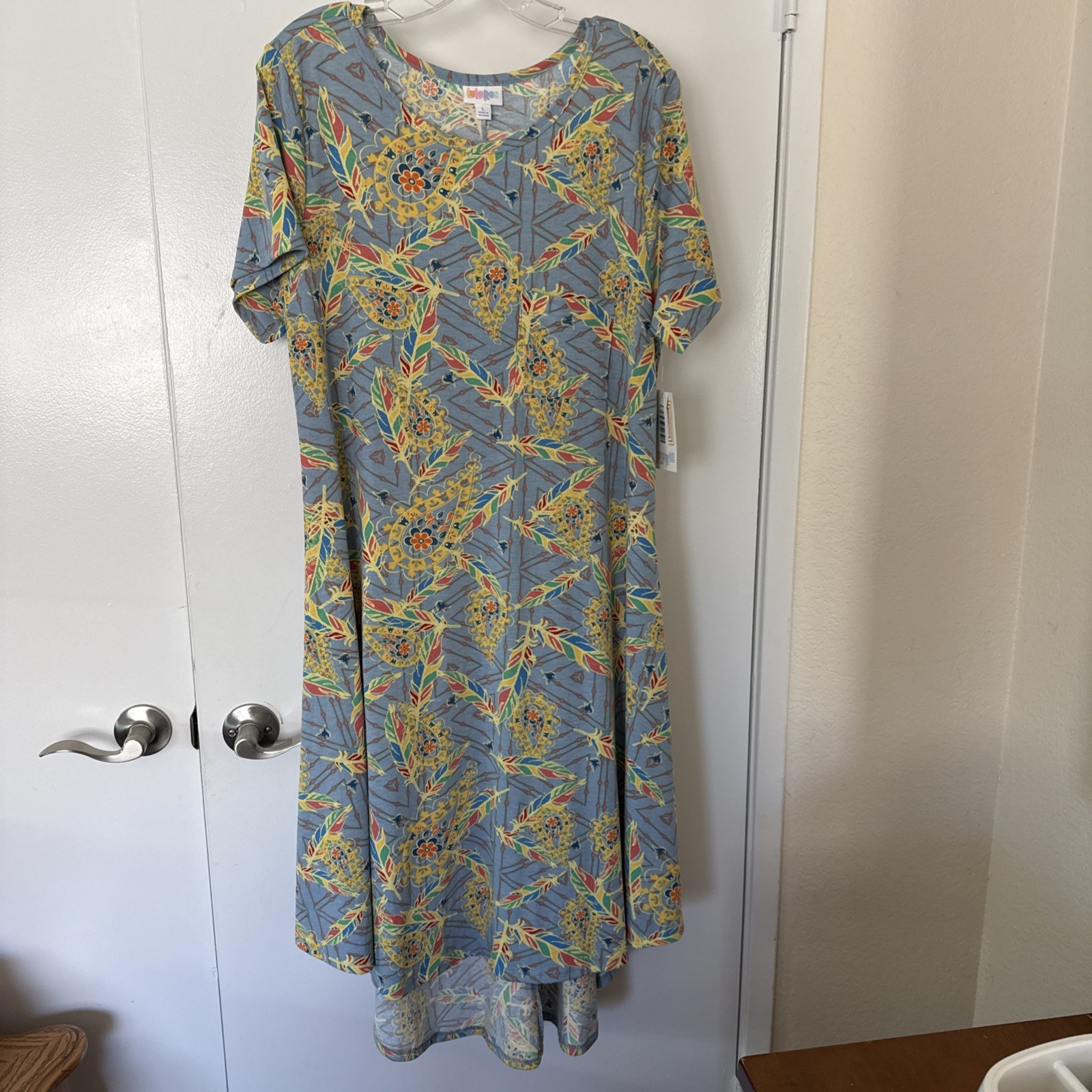 LuLaRoe Women’s Short Sleeve Dress Carly Size Large NWT