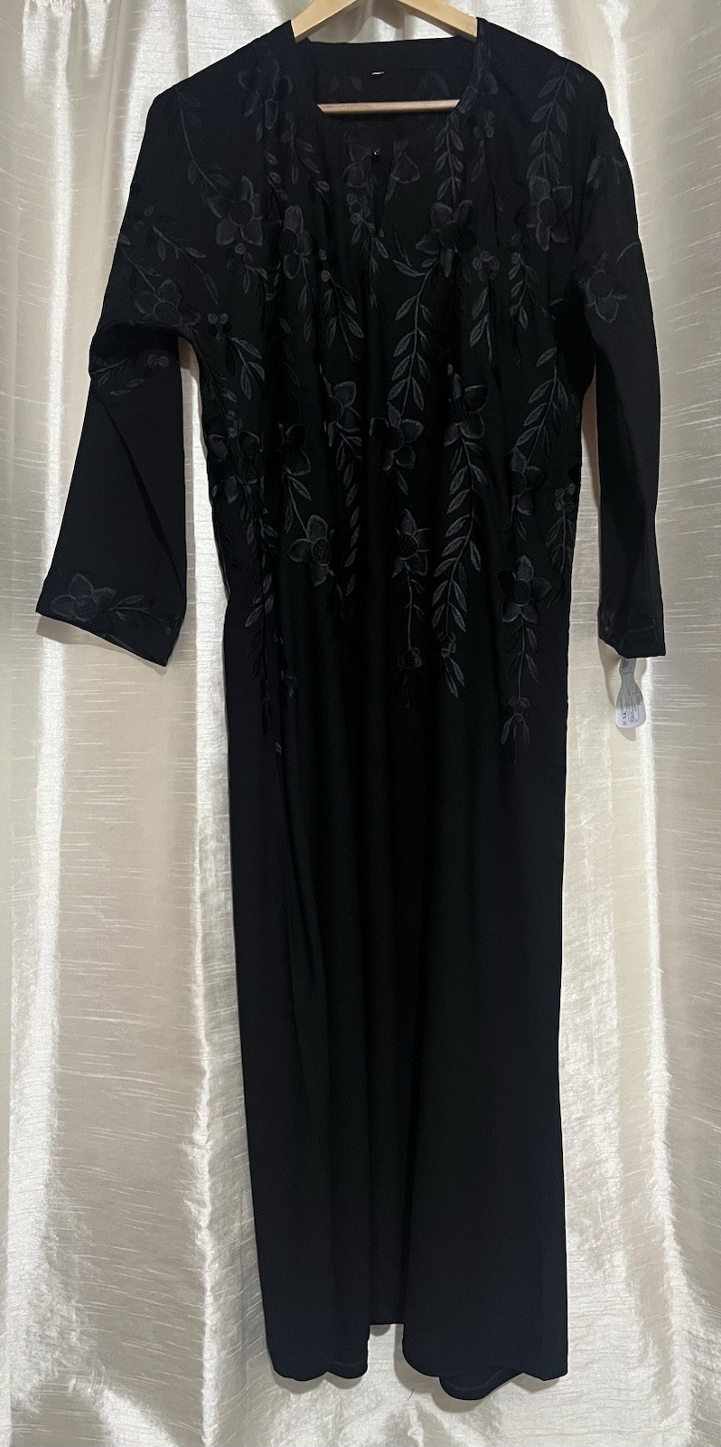 Brand New Black embroidered Abaya, slim fit closed style, Size 54 from Dubai
