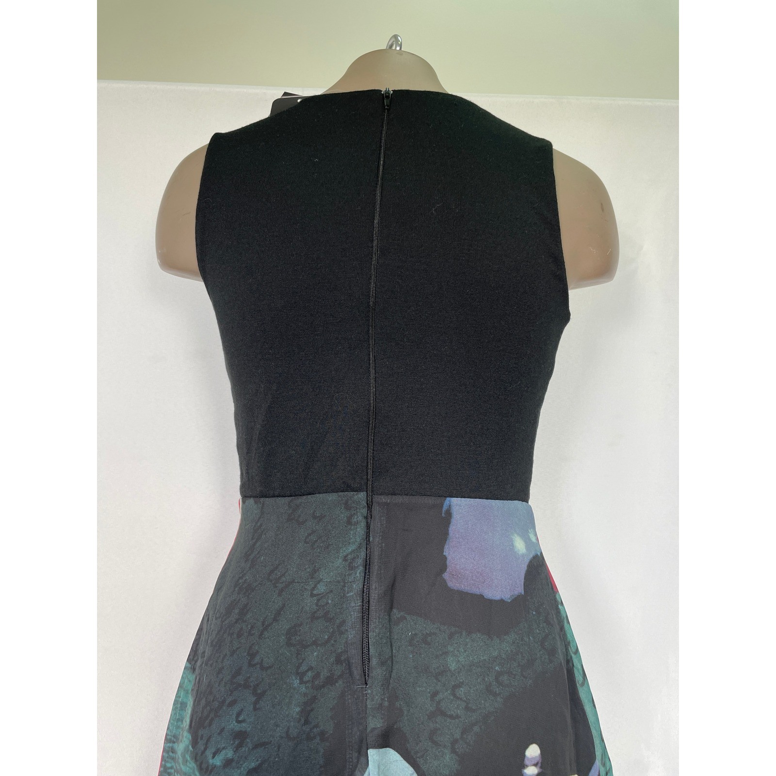Disney Alice in Wonderland Tea Party Chiffon Dress Black Top Women’s MEDIUM NWT