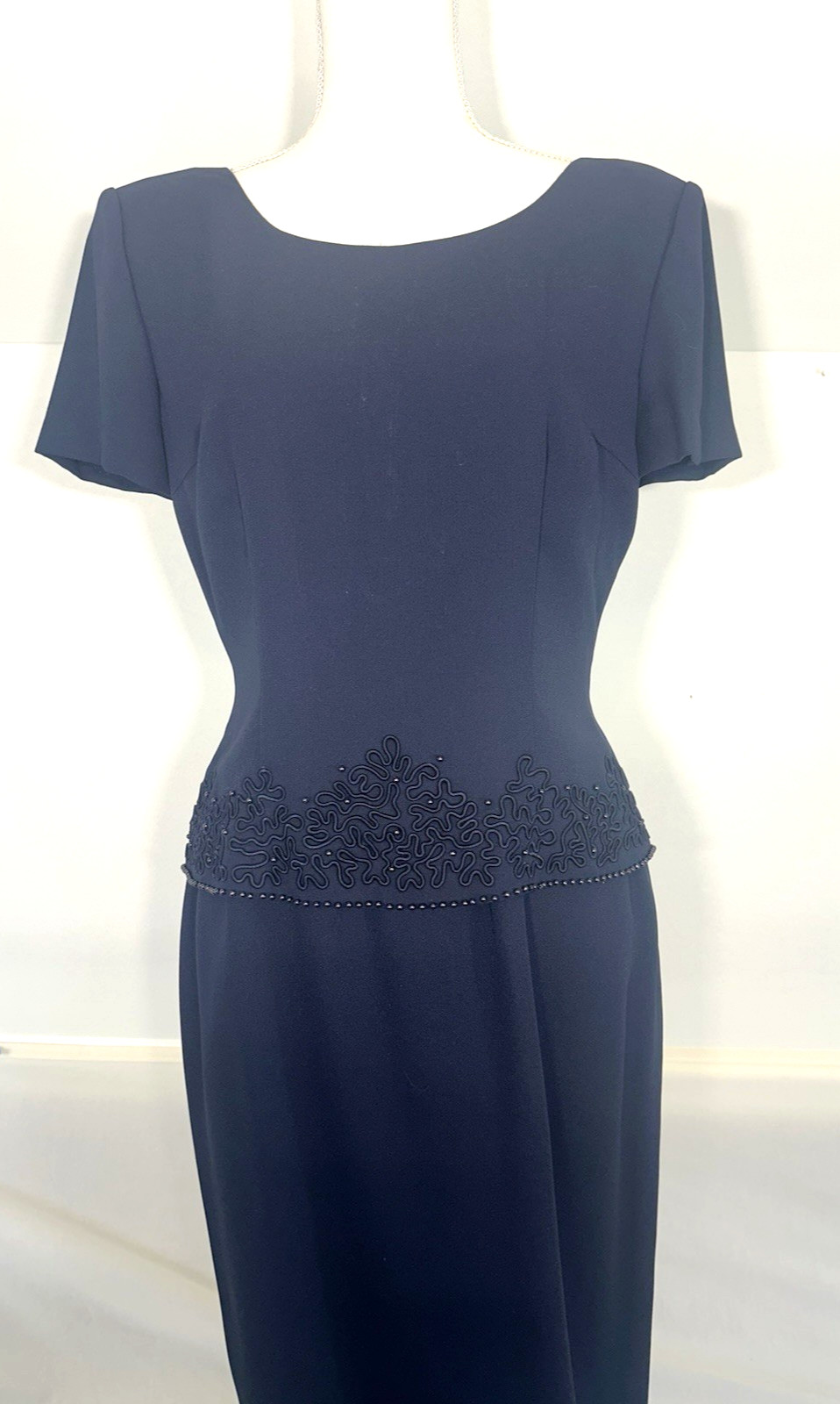 Elegant Wedding Chic Beaded Gown Donna Morgan Womens Sz8 Round Neck Short Sleeve