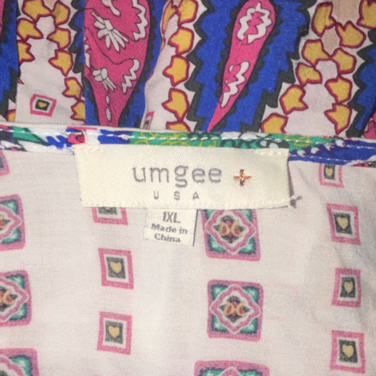 UMGEE Women’s 1XL Shift Dress Paisley V-Neck Bell Sleeve Button Knee-Length