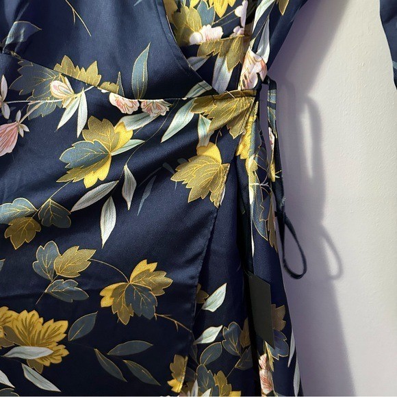 Lulus Love Is Life Navy Blue Floral Satin Wrap Dress Women’s XXS Long Sleeve NWT