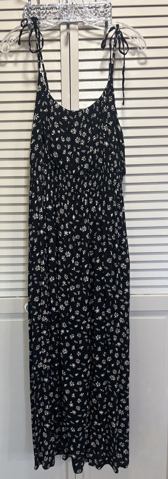 SO Floral Black/Cream Floral Smocked Back Midi Dress Size 2XL Pockets